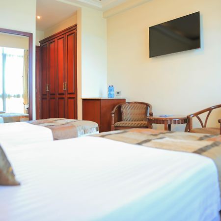 Swiss Inn Nexus Hotel Аддис-Абеба Экстерьер фото