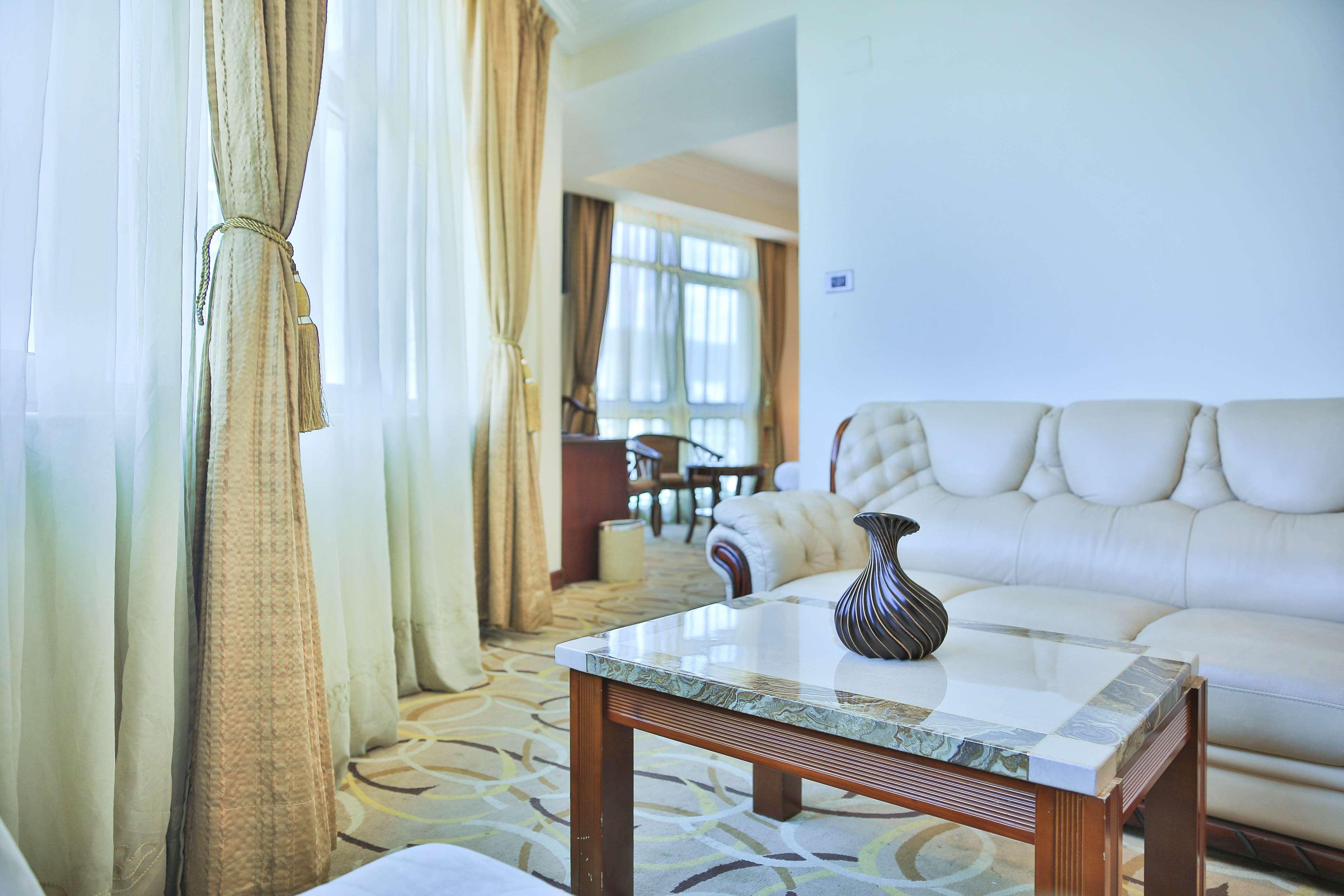 Swiss Inn Nexus Hotel Аддис-Абеба Экстерьер фото