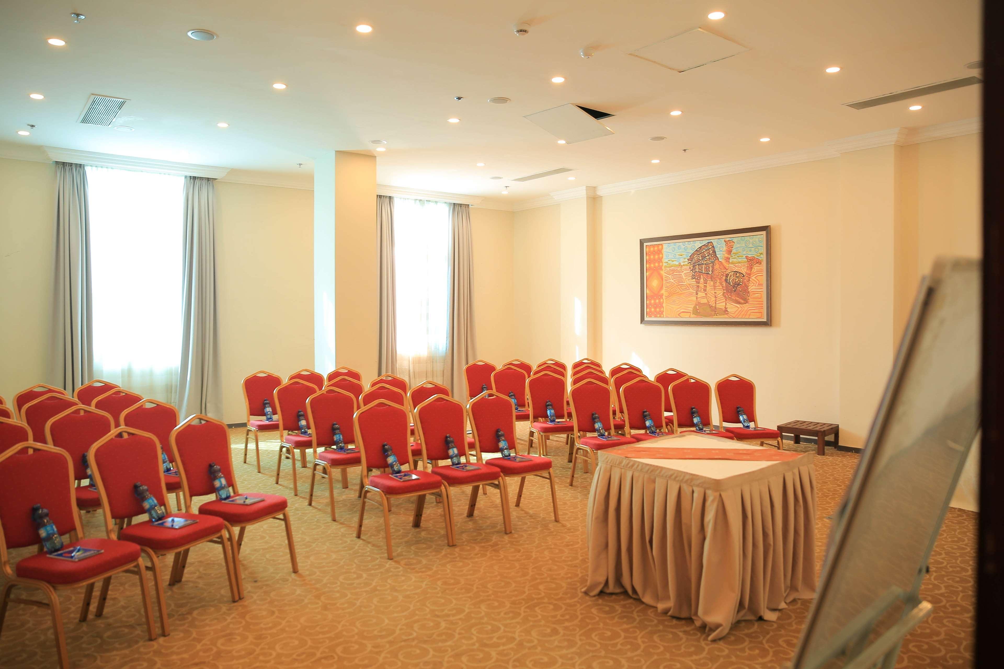 Swiss Inn Nexus Hotel Аддис-Абеба Экстерьер фото