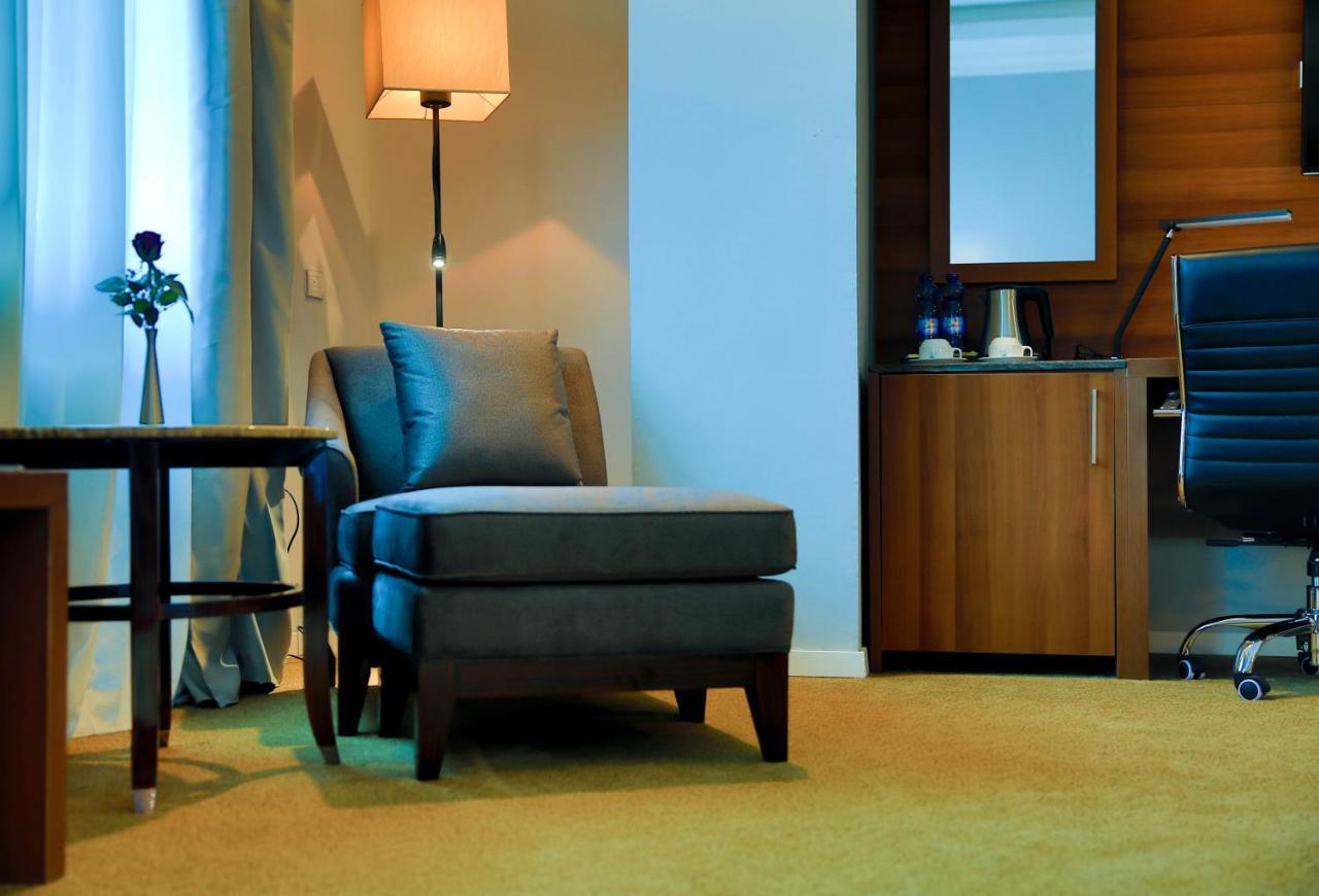 Swiss Inn Nexus Hotel Аддис-Абеба Экстерьер фото