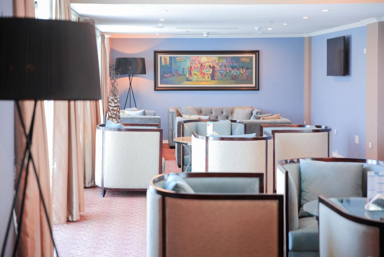 Swiss Inn Nexus Hotel Аддис-Абеба Экстерьер фото